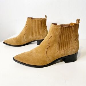 Marc Fisher LTD Yohani Tan Suede Pointed Toe Chelsea Boots Ankle Bootie Size 7